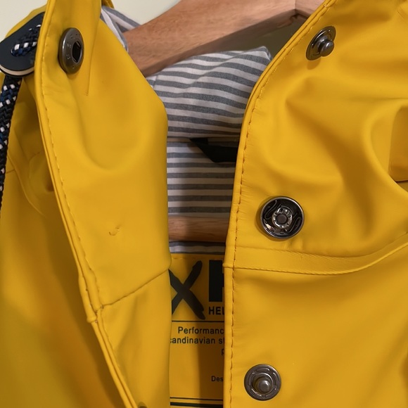 Helly Hansen Yellow Raincoat - Picture 3 of 10